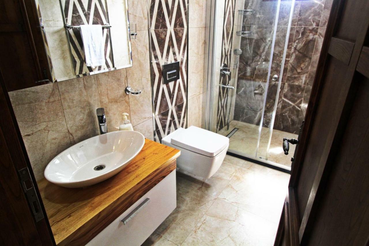 George'S Boutique Hotel Fethiye Exterior photo